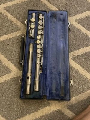 FLAUTA GMEINHARDT 2SP CON ESTUCHE Foto 1 de 4