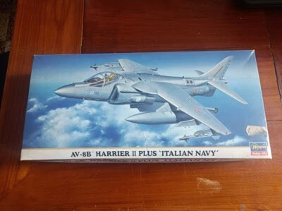 Hasegawa AV 8B Harrier II Plus Italian Navy  1/72 nuovo Italia Marina Sealed - Immagine 1 di 2