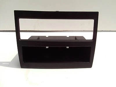 Pontiac GTO 2006 tablero radio consola moldura pieza stock OEM Foto 1 de 4