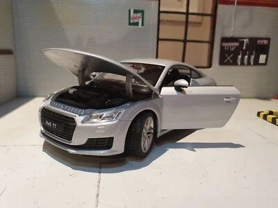 Audi TT TFSI TDi 2014 Silver Detailed Welly G 1:24 Scale Diecast Model Car 24057 - Image 1 of 4