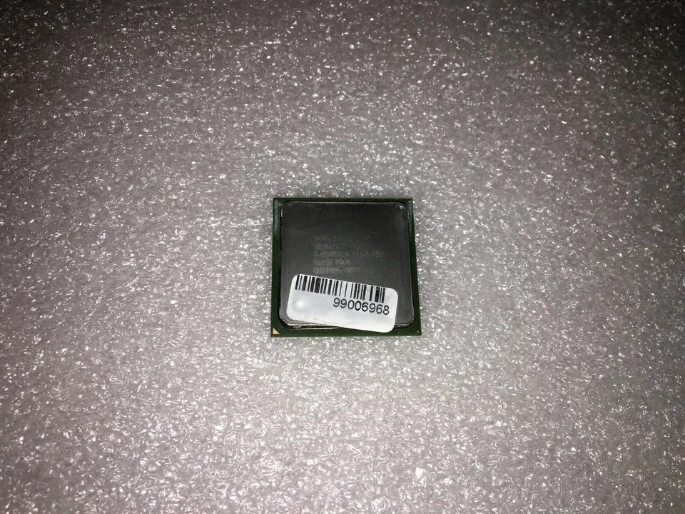 Processore SL6A2 Intel Celeron 1.80GHz 400MHz FSB 128KB L2 Socket PPGA478 - Immagine 1 di 1