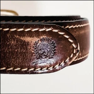 Vintage Tommy Hilfiger brauner Ledergürtel Markenwappen kräftige Nähte Größe 34 - Bild 1 von 6