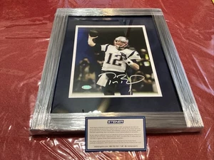 #12 Tom Brady Autogramm 8x10 Foto 16x13 gerahmt & mattiert *Steiner COA* SIGNED - Bild 1 von 7