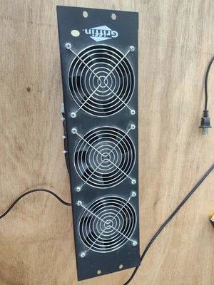 GRIFFIN Rackmount Cooling Fan | 3U Ultra-Quiet Triple Exhaust  IT Studio Gear - Image 1 of 4