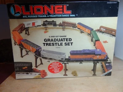 LIONEL O GAUGE NO. 6-12754 GRADUATED TRESTLE SET w/O/B & SHORT EXTENSION BRIDGE - Image 1 of 4