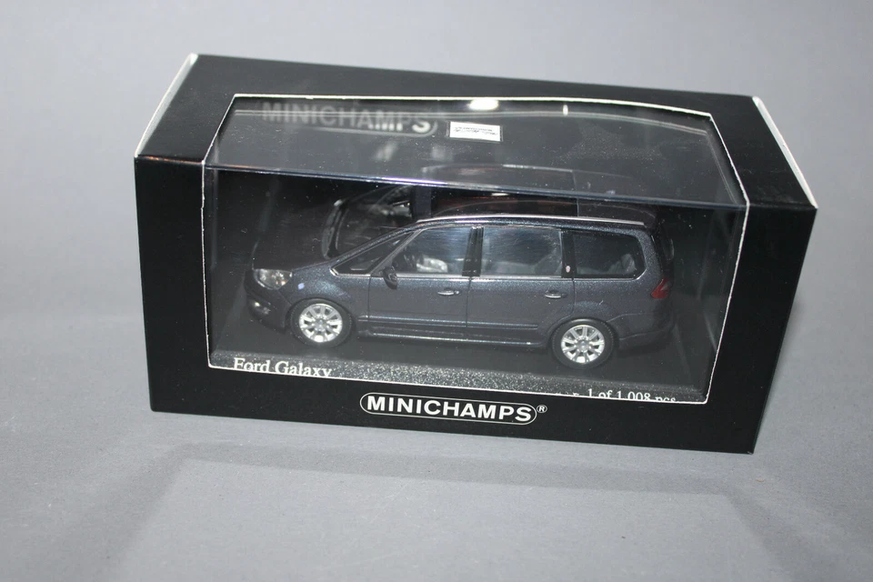 Minichamps 400085302  Modellauto  1:43 Ford Galaxy 2006 Blazer Blau   OVP - Bild 1 von 1
