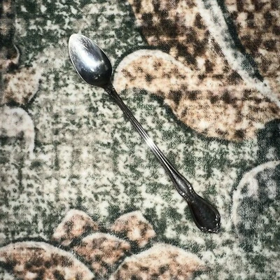 Cuchara de alimentación infantil de acero inoxidable Oneidacraft Deluxe CHATEAU 5,5" cubiertos Foto 1 de 4