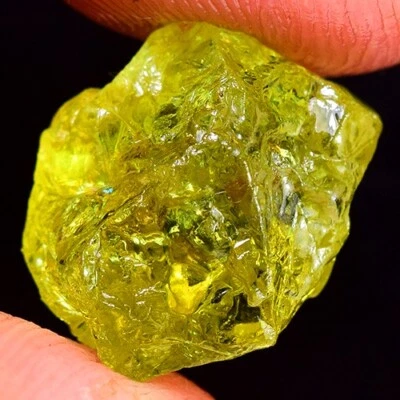 BIG & NICE 15.70ct NATURAL100% UNHEATED YELLOW MALI GARNET ROUGH SPECIMEN NR - Image 1 of 3