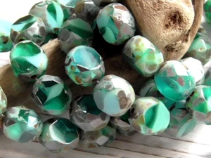 10 - 8mm CZECH CARIBBEAN BLUE GREEN AQUA PICASSO TABLE CUT WINDOW GLASS BEADS - Picture 1 of 4