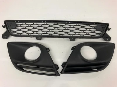 Juego de parrilla inferior 10-13 Volvo XC60 31294054 Foto 1 de 4