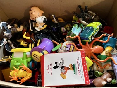 14磅玩具盒-垃圾抽屉混合套装玩具零件套装 — 第 1/4 张图片