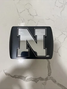Cubierta de enganche Nebraska Cornhuskers - negra de alta resistencia - 3,4" x 4" - Imagen 1 de 3