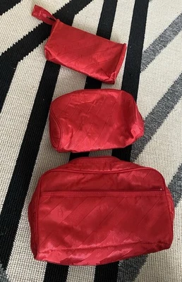 Bolsa de Cosméticos SAKS FIVE AVENUE Maquillaje Bolsa de Viaje Roja Multi Bolsillo Foto 1 de 4