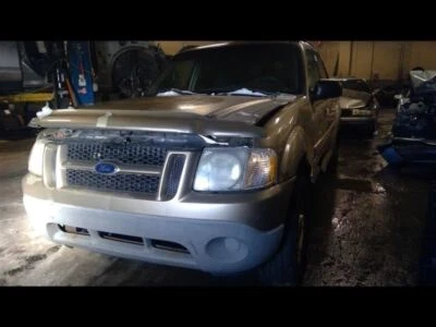 Radiador Sport Trac compatible con 01-05 EXPLORER 185577 Foto 1 de 4