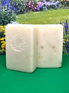 Rosemary and Thyme soap bar, handmade with natural oils - Picture 1 of 1