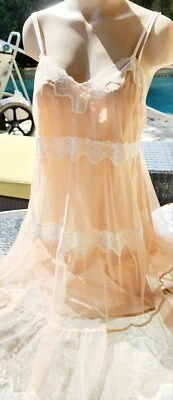 Camisón Victorias Secret Raro De Colección L 2 piezas Algodón Gasa Crema Deslizable Volantes Foto 1 de 4