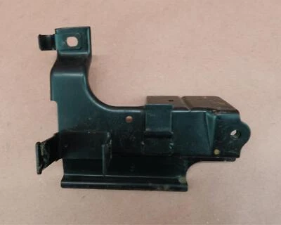1996-2009 Kawasaki Vulcan 500 EN500 Switch Relay Bracket - Image 1 of 4