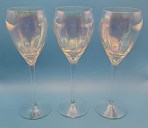 Set 3 bicchieri da vino iridescenti toscana ottica arcobaleno 8,5" Romania - Foto 1 di 6