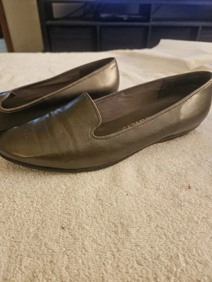 Zapatos planos de cuero para mujer Cobbie Cuddlers/talla 7,5 Foto 1 de 4