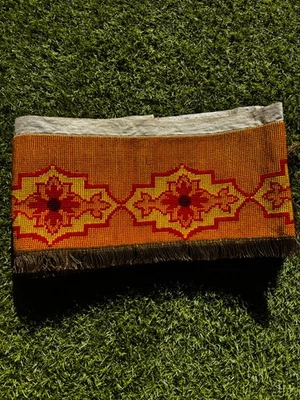 Bordure de tour d'autel d'église XIXème siècle tissus religieux textile antique - Photo 1/4