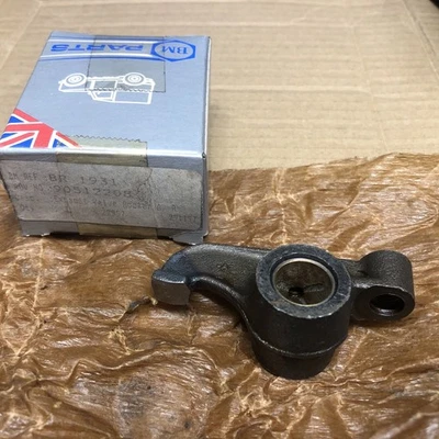Land Rover Series Lightweight 2.25 Petrol RH Rocker Arm - 90512208 - Image 1 of 4