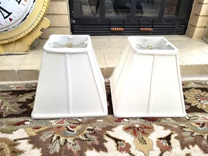 Juego de 2 pantallas de lámpara cuadradas de tamaño mediano color crema de 6" superior, 10" inferior, 9" de alto - Imagen 1 de 11