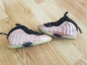 Nike Air Foamposite One " Rose Gold " Größe 8c Kleinkind - Bild 1 von 6