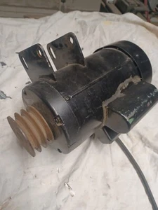 Leeson Electric Motor 3 hp 3450 RPM 230 Volt Single Phase Fits Delta Unisaw - Picture 1 of 5
