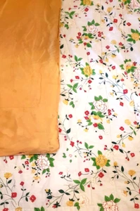 1970s Vintage Retro Yellow Red Mustard Floral Comforter Full/Double USA 83"x84" - Picture 1 of 9