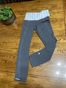Lululemon Women's Wunder Under Crop Luon, Size 2? Grey - Picture 1 of 10