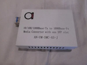 Onet Fiber / Ethernet Converter Gigabit to RJ45 10/100/1000 AN-UM-SMC-AS-J - Afbeelding 1 van 4