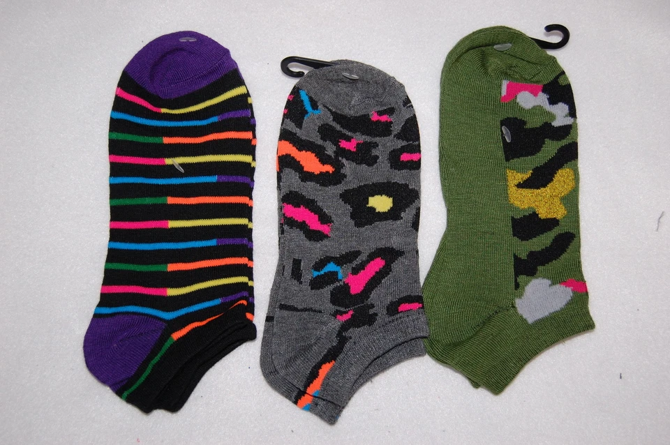 女士船袜三对套装适合 4-10 鞋码迷彩动物斑点条纹 — 第 1/1 张图片