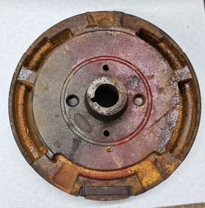 Briggs & Stratton 698282 Single Cylinder Flywheel - Picture 1 of 3