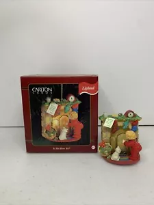 Tarjetas Carlton adorno de Navidad 1997 IS HE HERE YET #67 chimenea se enciende - Imagen 1 de 5
