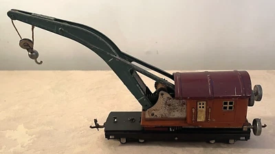 ANTIQUE LIONEL PRE-WAR TIN, 810, TYPE 1 CRANE CAR, 0 GAUGE - Image 1 of 4