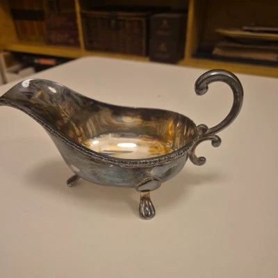 Barco de salsa vintage VINERS Sheffield plateado, 3 pies Foto 1 de 4