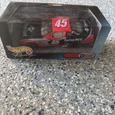 Hot Wheels Racing Deluxe 2000 Edition 1:24 Scale #45 Adam Petty Collector Car - Image 1 of 4
