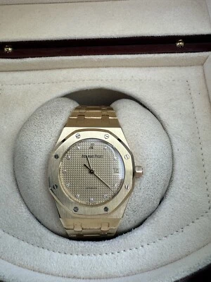 Audemars Piguet Royal Oak 18k Yellow Gold Mens Watch 14790BA - Image 1 of 4