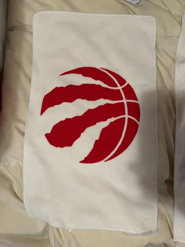 Toronto Raptors rally towel Cover