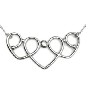 Collar de desplazamiento de tres corazones - Imagen 1 de 8