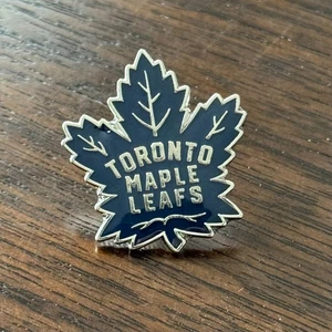 Toronto Maple Leafs NHL Enamel Pin Hockey Collectible Lapel Hat Backpack - Picture 1 of 2