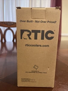 RTIC 20 Oz Tumbler - Double Wall Insulated -  Black - Brand New - Picture 1 of 7