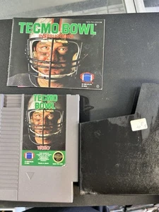 NES Tecmo Bowl + Manual Good Nintendo - Picture 1 of 6