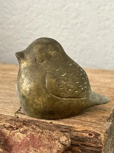 Vintage MCM hohler Messing Spatz Küken Vogel Figur Briefbeschwerer Singvogel - Bild 1 von 9