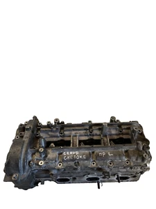 Jeep Grand Cherokee Cylinder Head With Camshafts Left R6420163901 / 3.0 Crd 2006 - Zdjęcie 1 z 13
