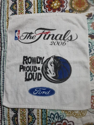 DALLAS MAVERICKS.."2006 THE FINALS"..14in x 16 1/2in..TOWEL Cover