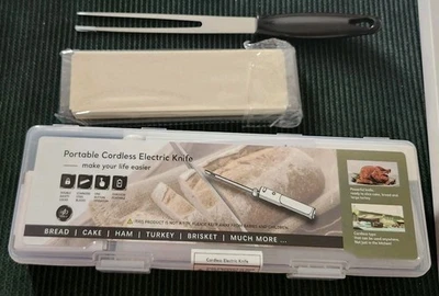 Cuchillo eléctrico inalámbrico con cuchillas dobles de acero inoxidable 304 tabla de cortar horquilla Foto 1 de 4