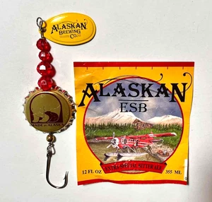 Señuelo + Nueva Etiqueta Ale Alaskan Brewing Co. Oso Polar Tapa Botella + Tiras De Colección - Imagen 1 de 6