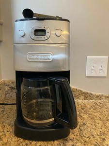 Cuisinart DGB-625BCFR Grind Brew 12 Cup Coffeemaker Metal Certified - EUC