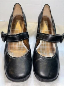 Michelle D Mary Jane Black Leather Wedge Size 8 M Macy’s MSRP $79 - Picture 1 of 7